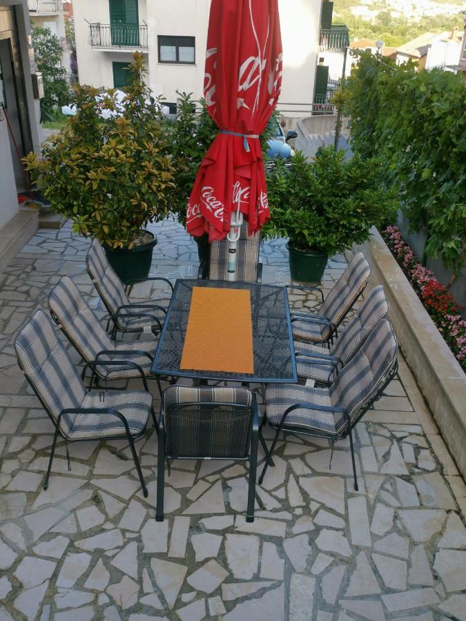 Petra Apartment Split Exterior photo