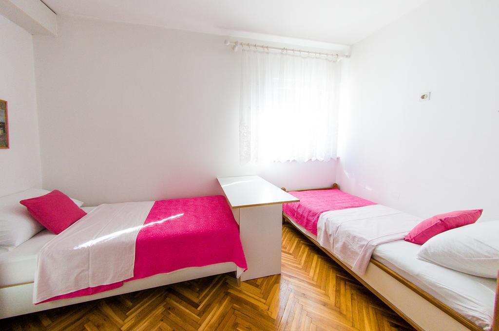 Petra Apartment Split Room photo